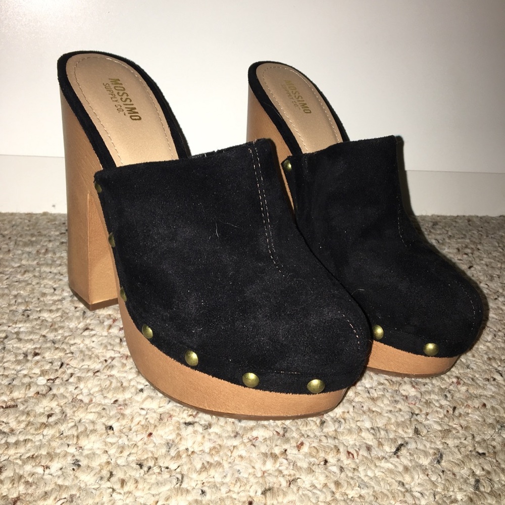 🌴SUMMER SALE☀️ never been worn heeled mules